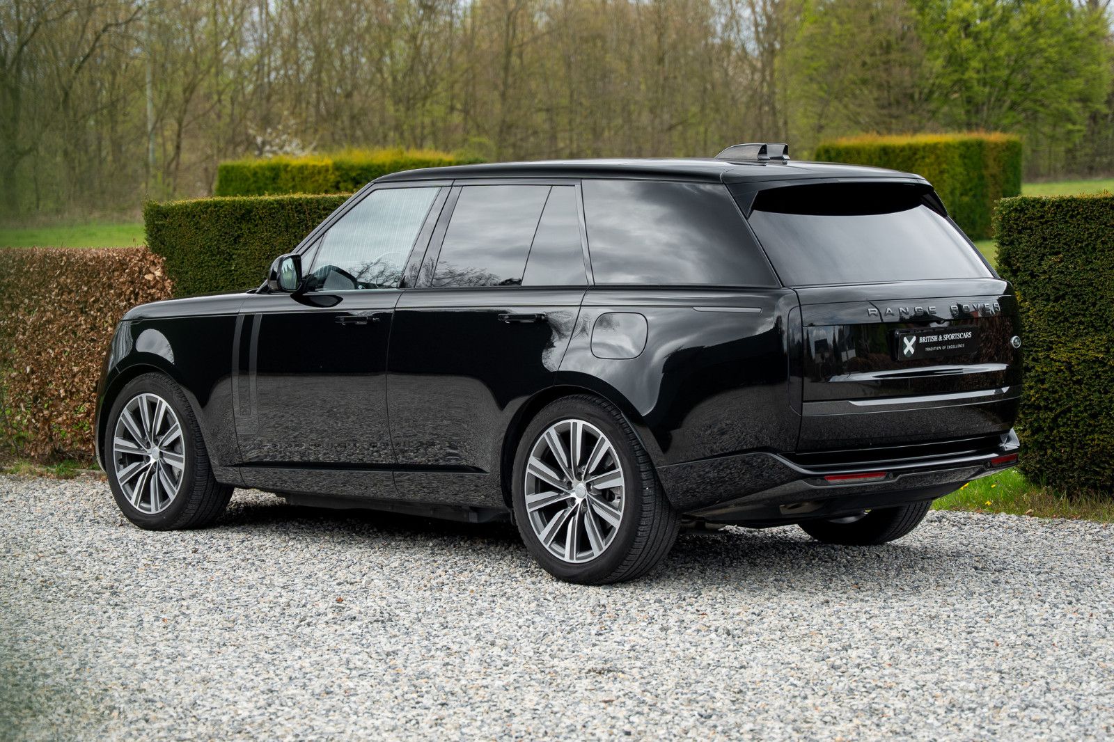 Land Rover Range Rover 3.0 P510e HSE Hybride imagem 2