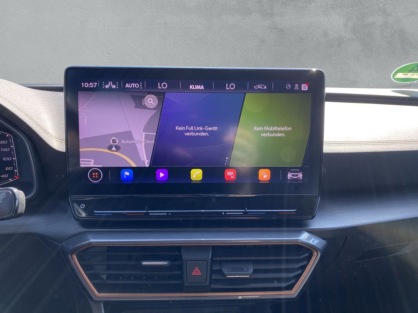 Fahrzeugabbildung CUPRA Formentor VZ 4Drive 2.0 TSI EU6d AD Navi Leder D