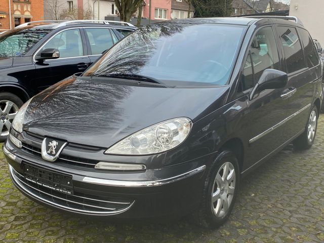 Peugeot 807 Allure HDI 135, 8-fachbereift, 7-Sitzer