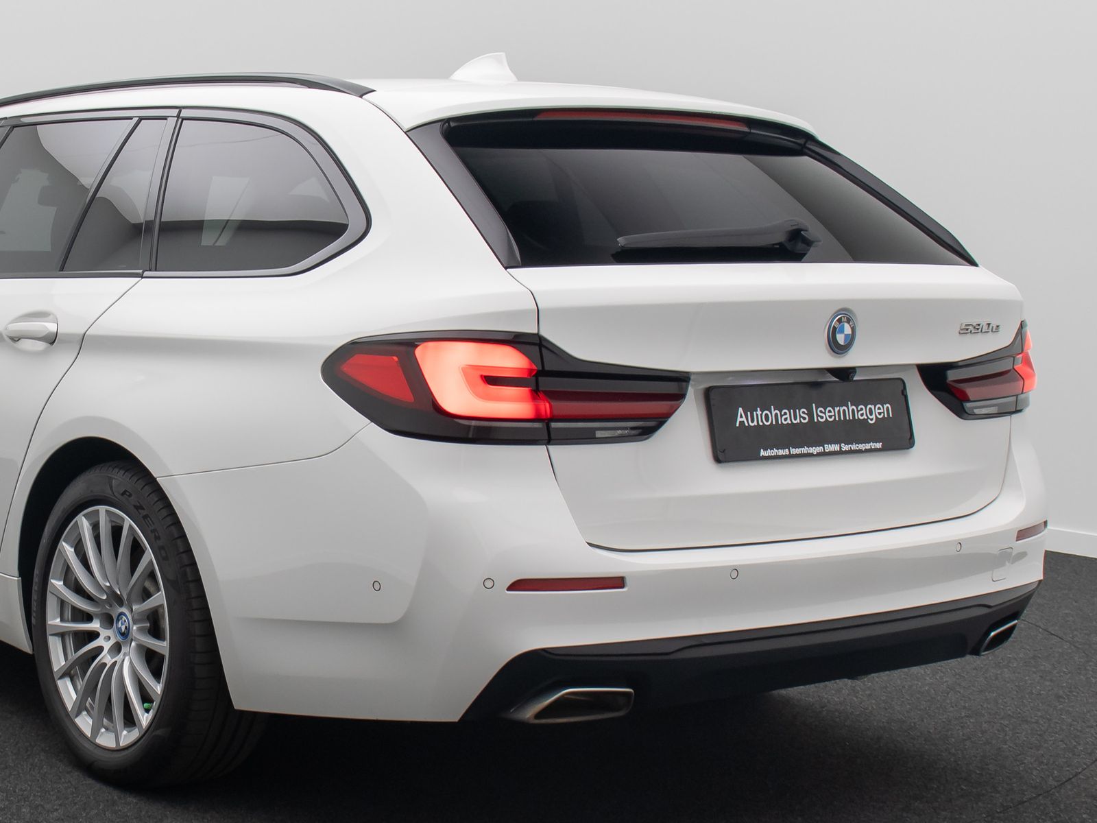 Fahrzeugabbildung BMW 530e 360°Laser HUD DAB HiFi Komfort Alarm Sport