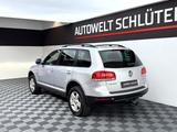 Volkswagen Touareg 3.0 TDI*AHK*Leder*Xenon*Navi*TÜV 10/2026 - Volkswagen Touareg aus 2006: 3.0