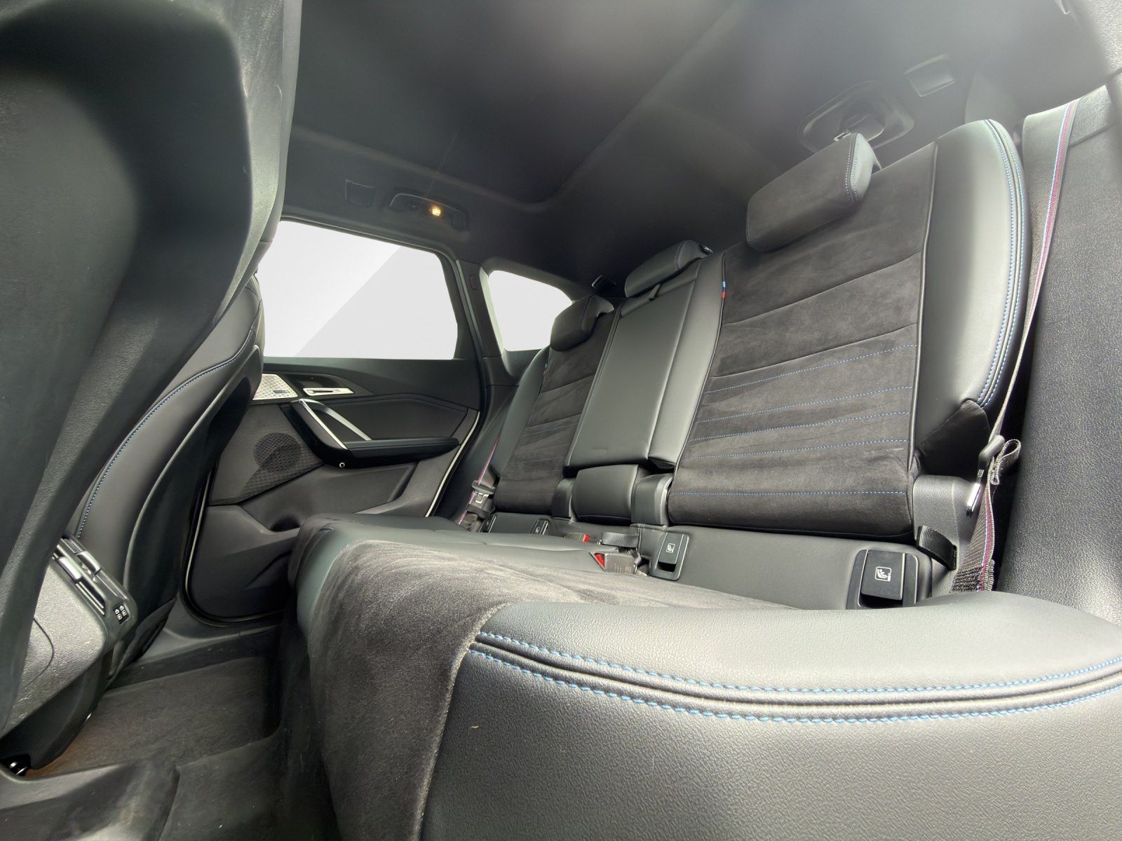 BMW iX1 - Bild 13