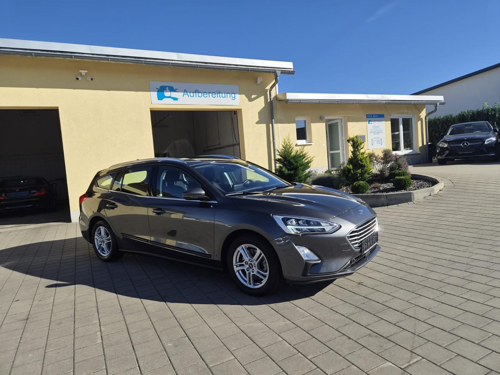 Ford Focus Turnier*1 Hand*Android*LED*Sitzheizung*AHK
