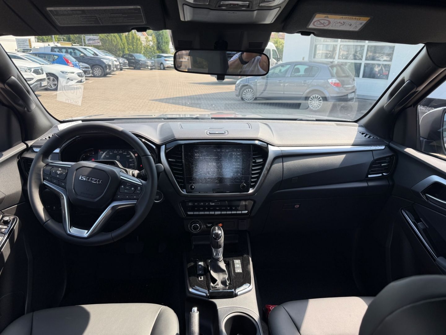 Fahrzeugabbildung Isuzu D-Max Double Cab 2.2 Turbo 4WD LSE