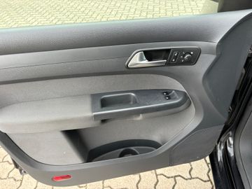 Volkswagen Caddy - 11