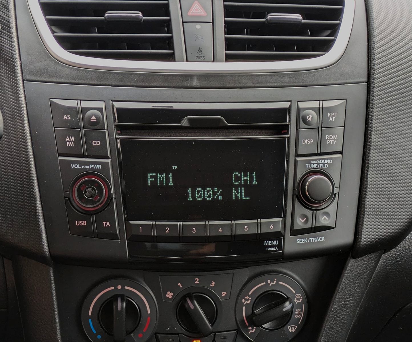 Fahrzeugabbildung Suzuki Swift 1.2 KLIMA TEMPOMAT ALLWETTER AHK ALU