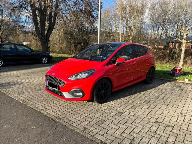 Ford Fiesta 1,5 EcoBoost ST mit Leder-Exklusiv-Pa...