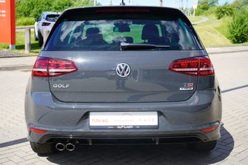 Volkswagen Golf - 5