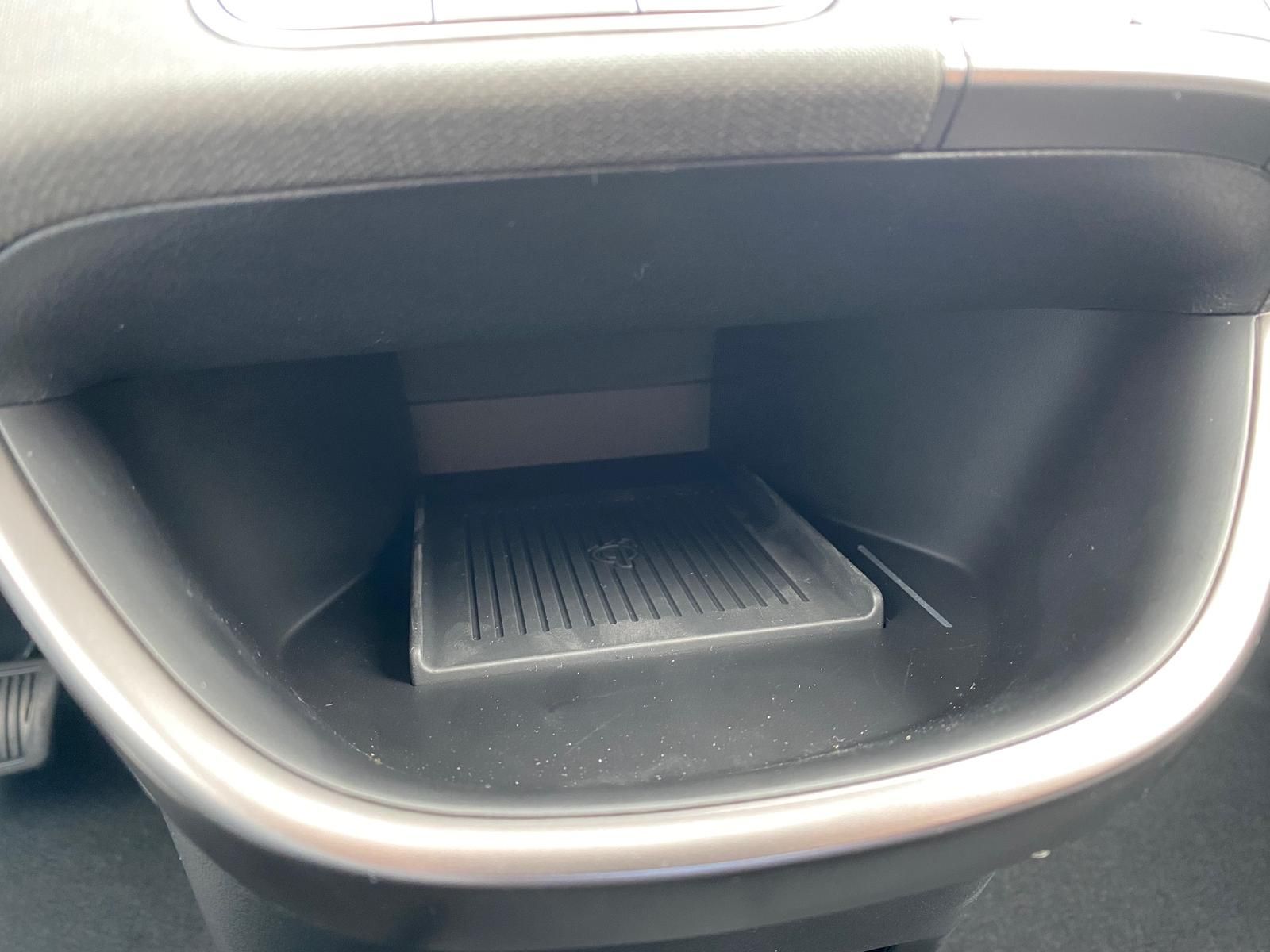 Fahrzeugabbildung Hyundai INSTER Elektro 85 kW APP+KLIMA+ACC+KAMERA+17"Alu