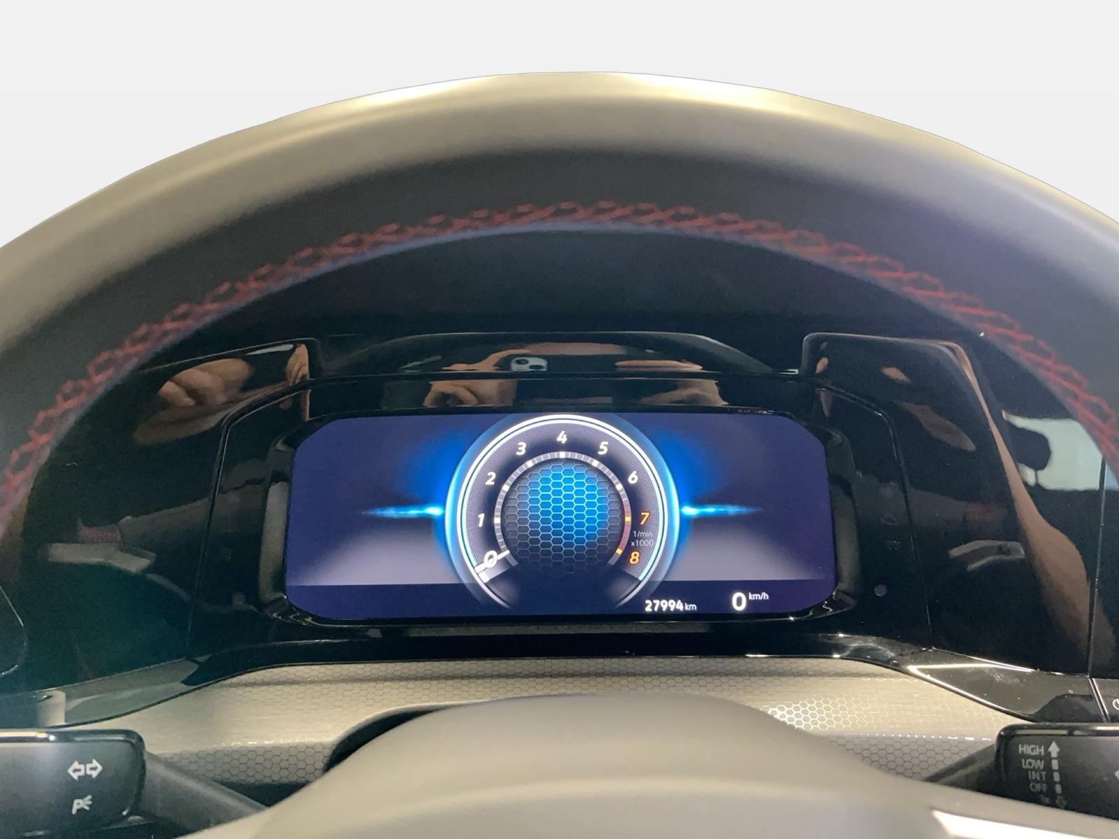 Volkswagen Golf VIII GTI 2.0 TSI LED PDC Pano SD SHZ, миниатюра 9