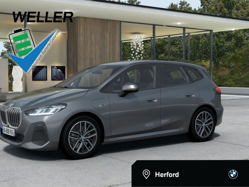 BMW 225 Active Tourer — hlavná fotografia