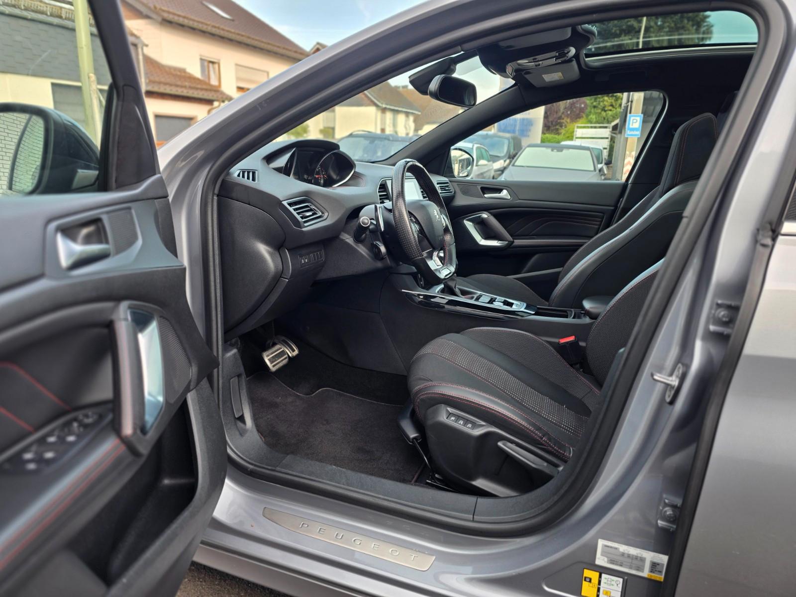 Peugeot 308 GT-Line Allure Automatik Pano Massagesitze