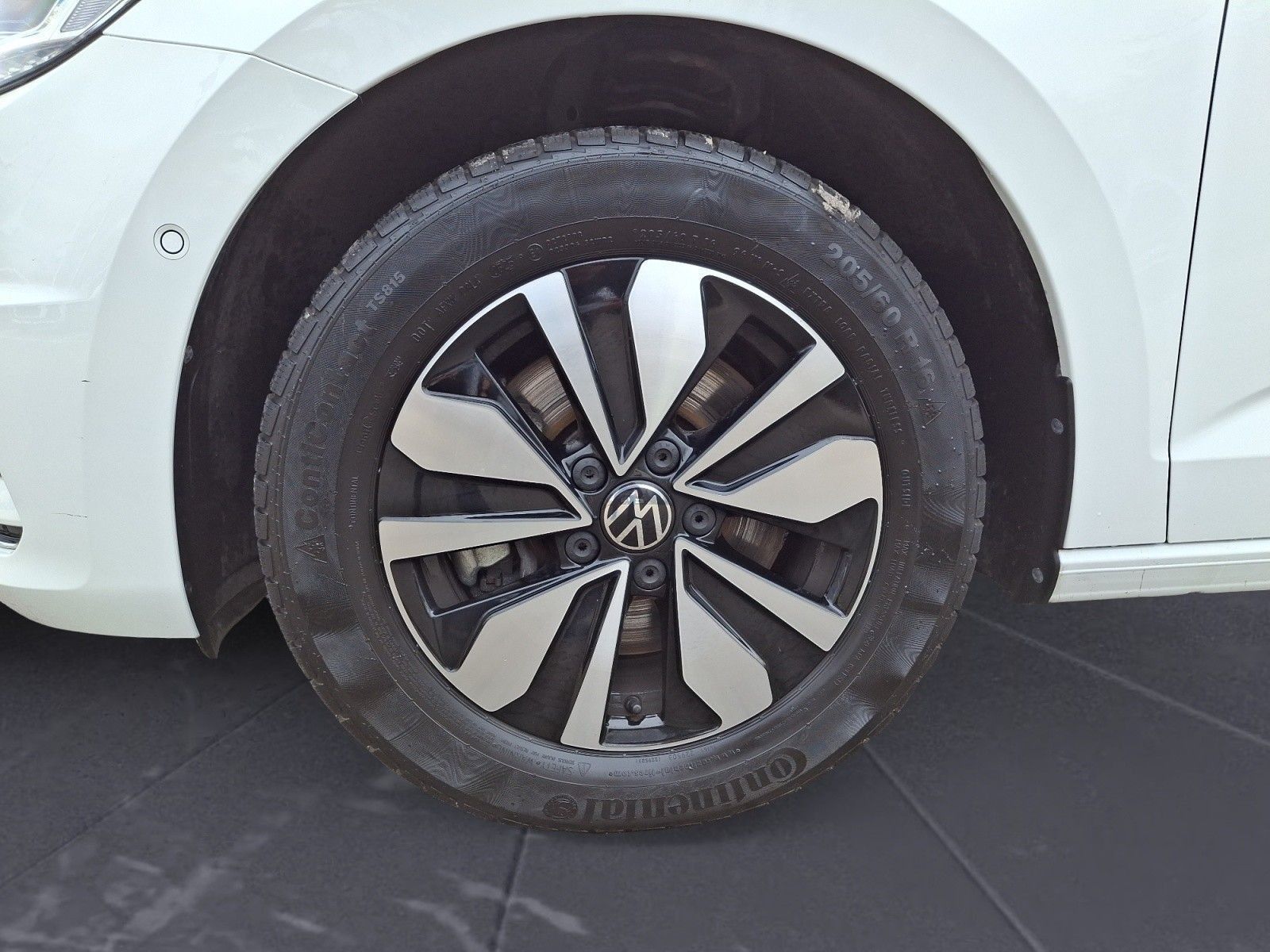 Volkswagen Touran - Bild 11