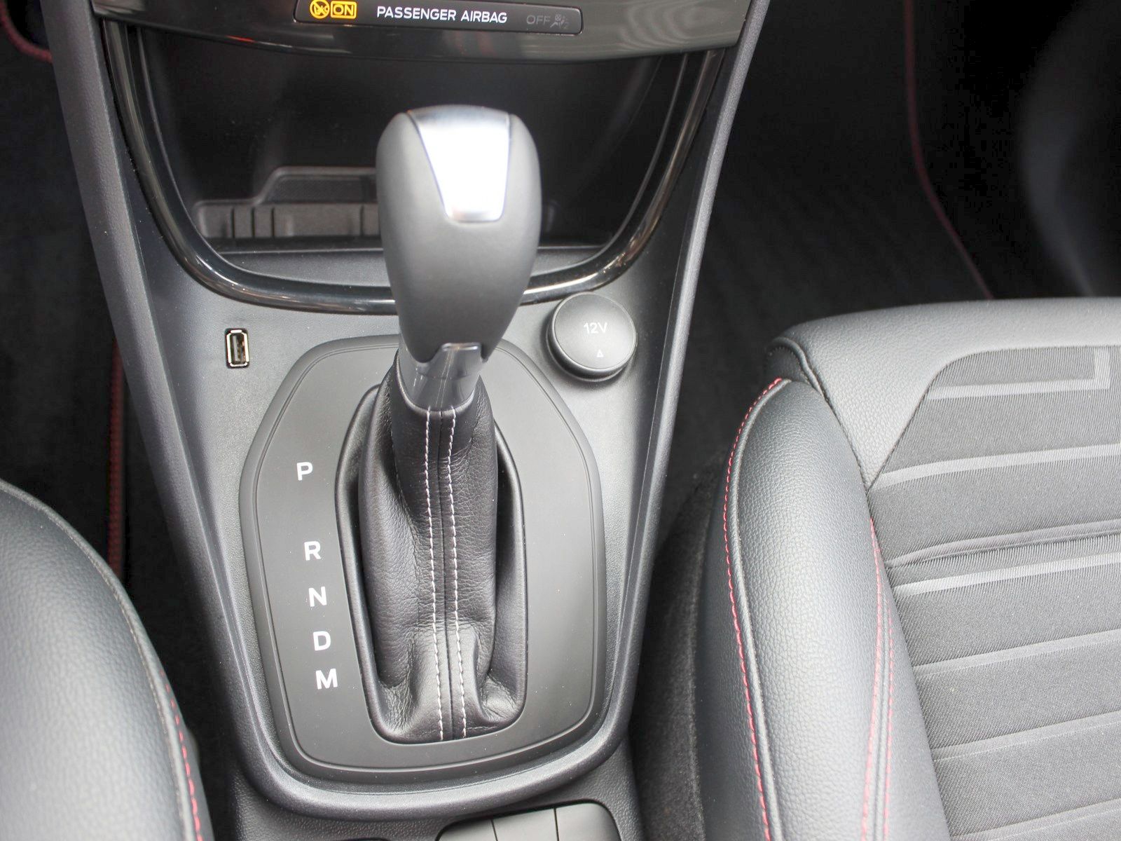 Fahrzeugabbildung Ford Puma ST-Line X 1,0 EcoBoost Mild Hybrid