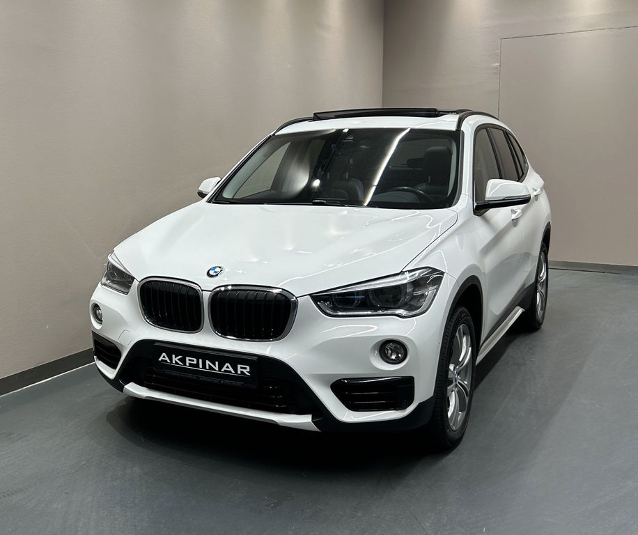 BMW X1 xDrive20d Sport Line Autom. *PANO*AHK*LED*