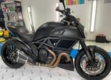 Ducati Diavel //  Desmo  Neu - Offers