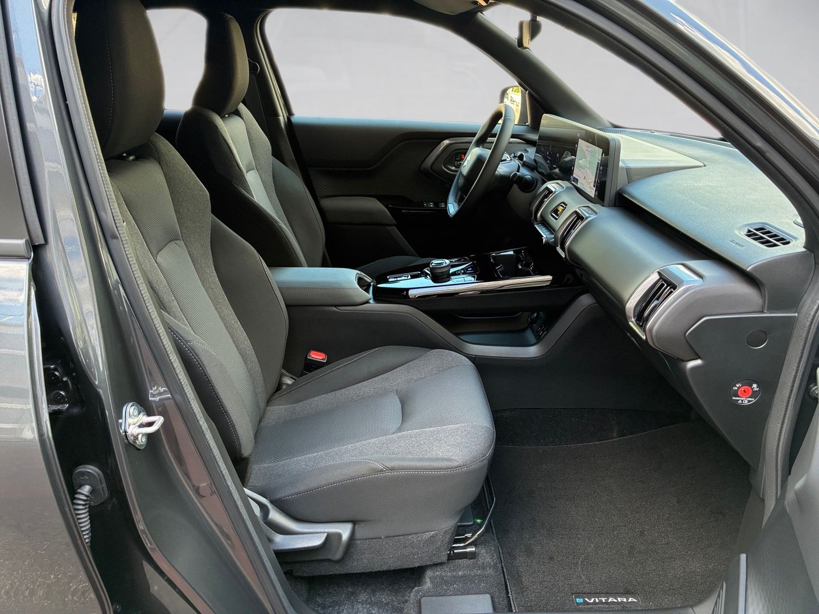 Fahrzeugabbildung Suzuki e Vitara EV 61kWH eAxle Comfort Kamera,LED,PDC