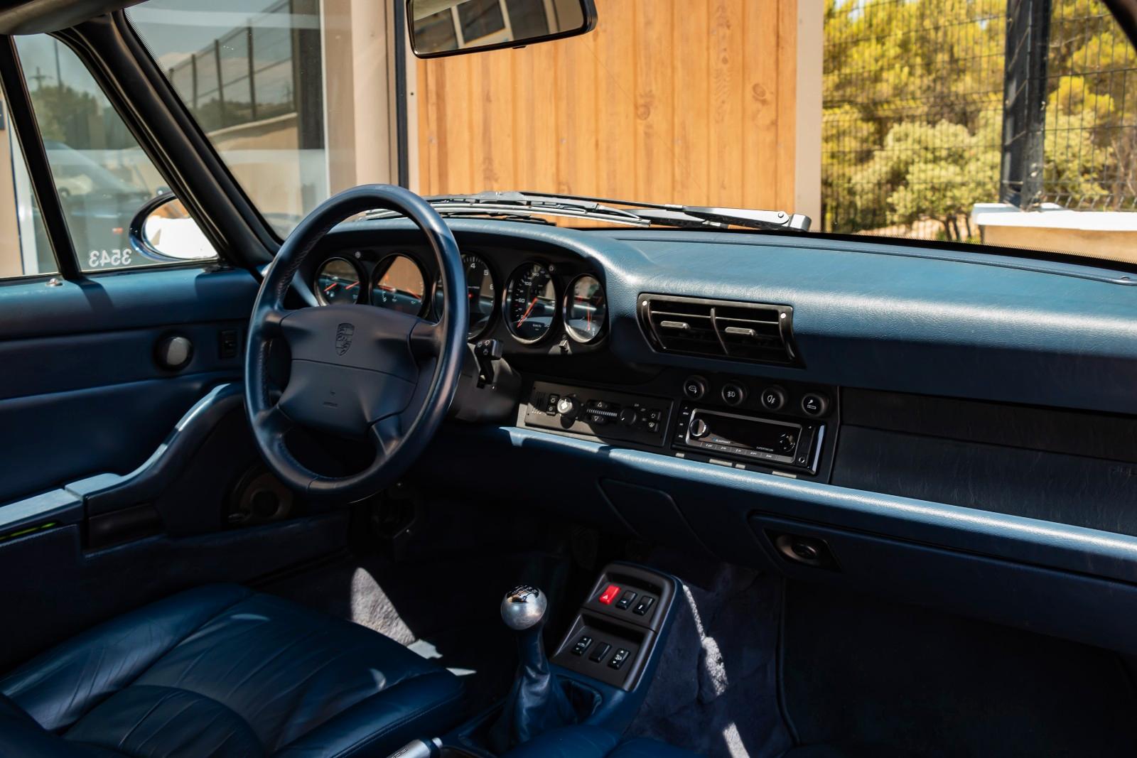 Porsche 993 Carrera Cabriolet