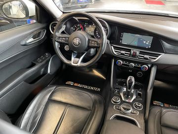 Alfa Romeo Giulia 2,2 JTDM Executive *BI-XENON*ACC*AHK*LED*