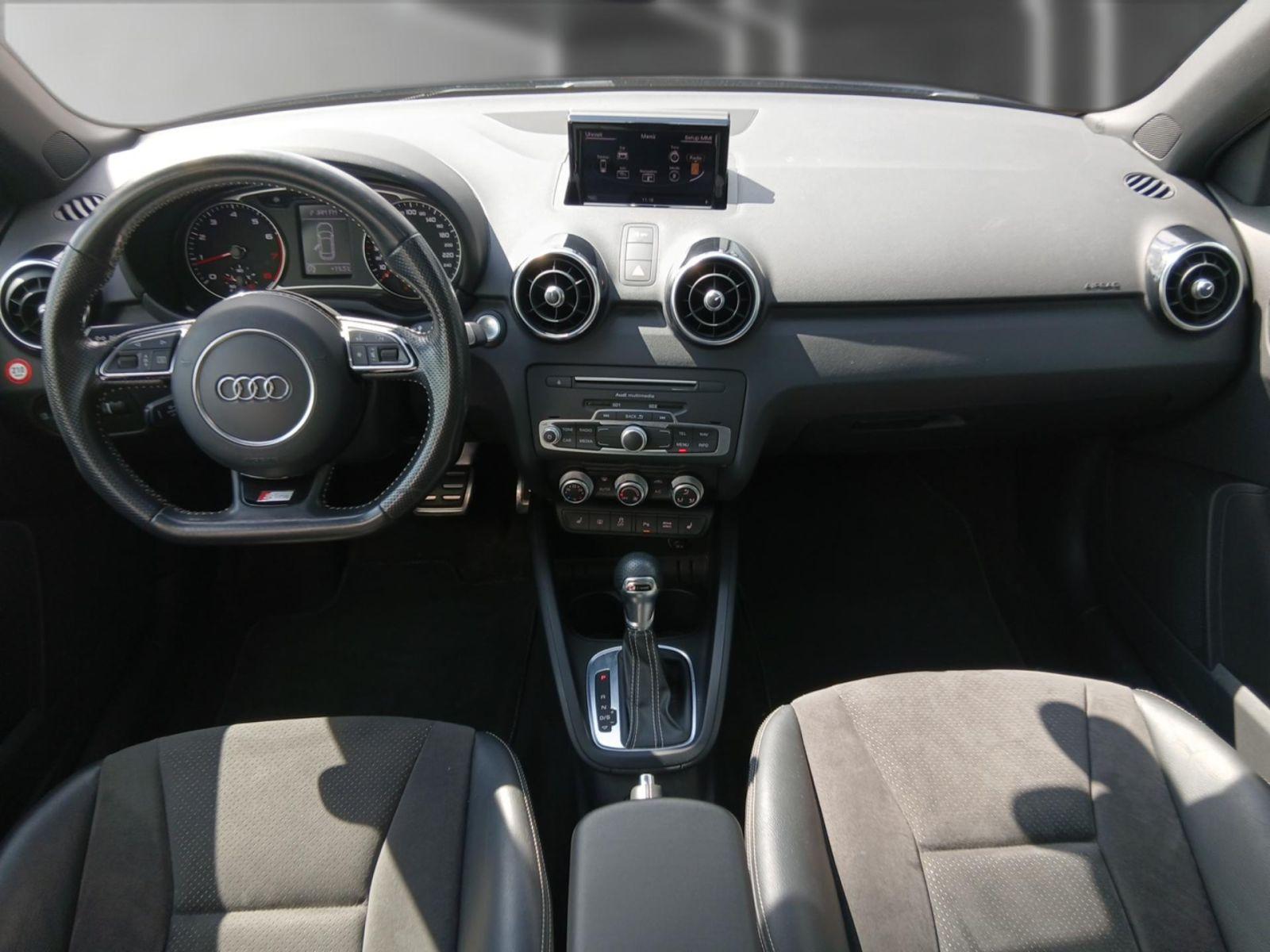 Audi A1 Sportback 1.8 TFSI S line S tronic *PANO*GRA*