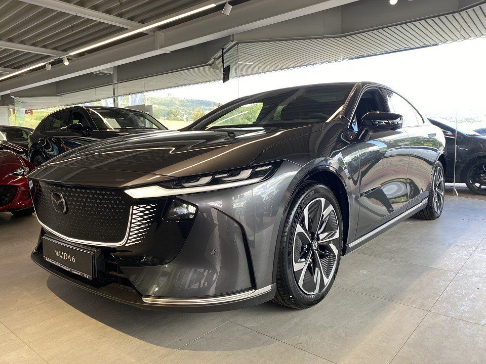 Mazda 6e