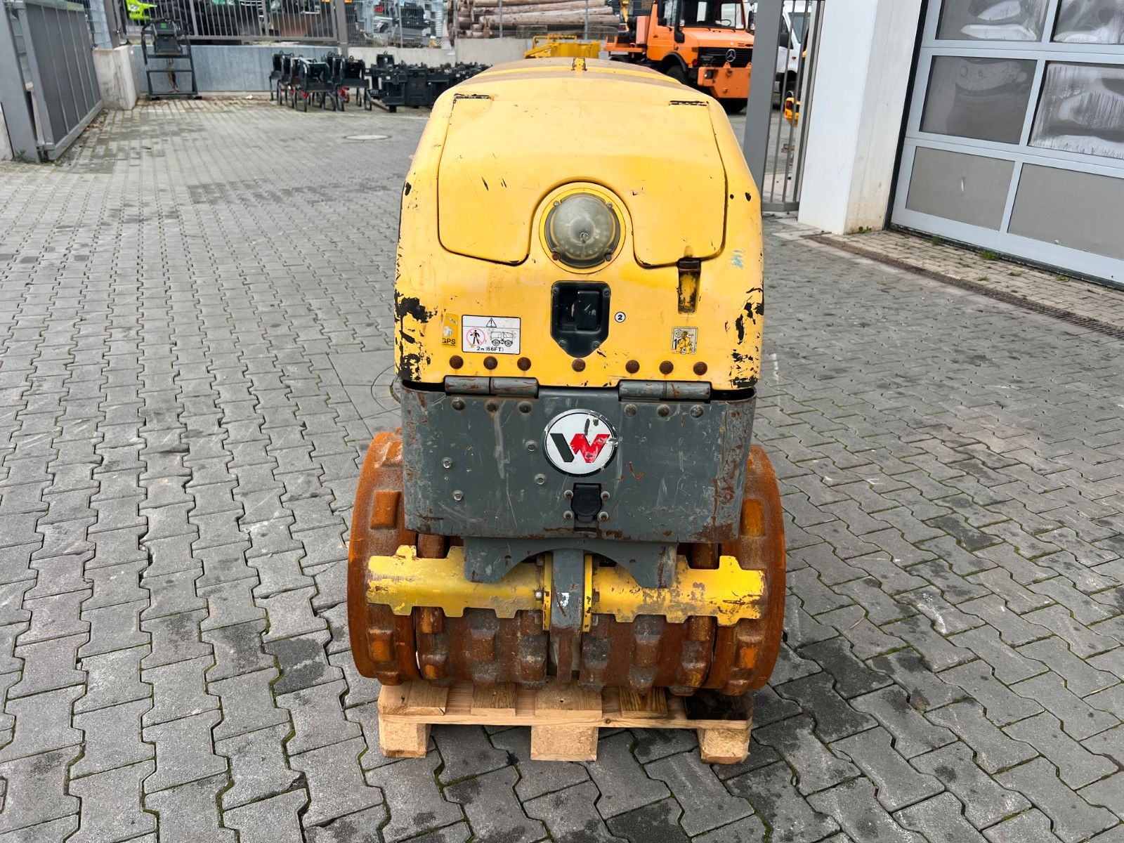 Fahrzeugabbildung Wacker Wacker Neuson RT 56 SC2 Grabenwalze / Funk /552h