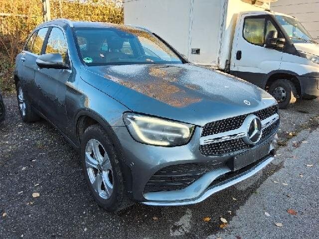 Fahrzeugabbildung Mercedes-Benz GLC 300 4M AMG Distr+360°+Memory+Ambiente+Carpla