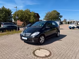 Mercedes-Benz A 200 Avantgarde+Navi+PDC+Leder+SHZ+Panorama - Mercedes-Benz A-Klasse Kombi Gebrauchtwagen