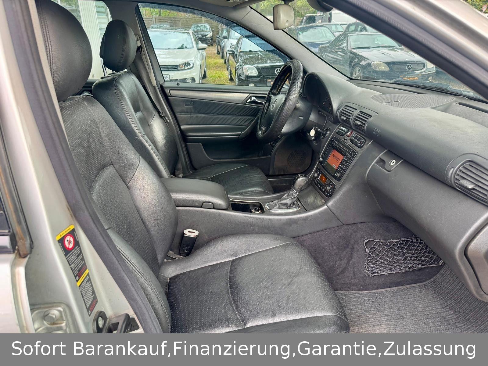Mercedes-Benz C270 2004 — photo 19