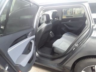 Passat Variant 2.0 TDI Business *KEYLESS*SHZ*