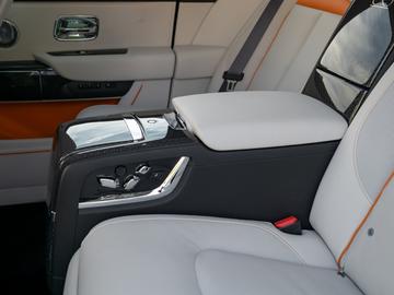 2026 ROLLS-ROYCE CULLINAN — миниатюра 16