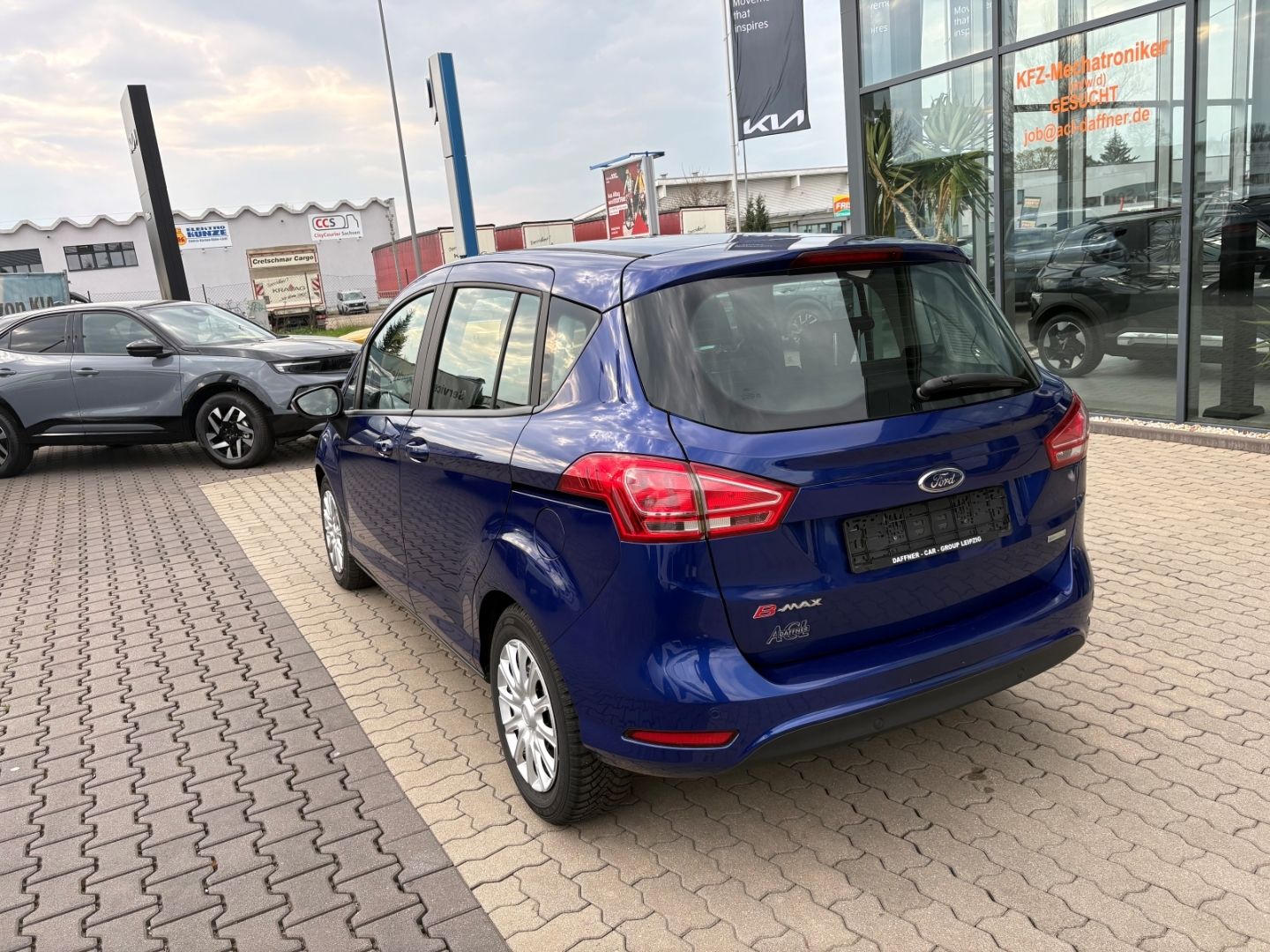 Fahrzeugabbildung Ford B-Max Trend BeheizbareWSS PDC KLIMA