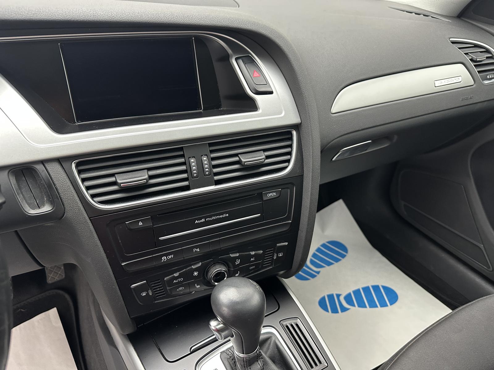 Audi A4 Ambiente quattro "SITZH-MULTI-PDC-ALU-TÜV"