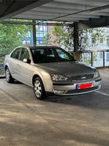 Ford Mondeo 1,8 - gebrauchte Ford Mondeo aus dem Jahr 2006