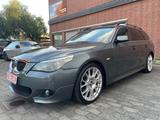BMW 525d Touring *PANO*LEDER*MEMORY*BBS*NAVI* - BMW 525 in Wiesbaden