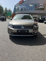 Volkswagen Passat 2.0 TSI DSG Highline Highline - Volkswagen Passat mit Benzin-Antrieb: Limousine, 2.0