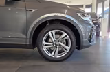 Volkswagen T-Roc R-Line 1.0 TSI 17" ACC LED PDC APP - Volkswagen: 17