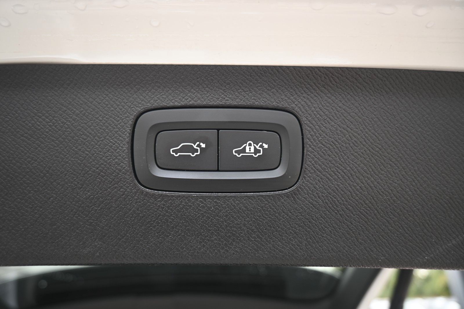 Fahrzeugabbildung Volvo XC90 T8 AWD RC Inscription Expression*RFK*PANO*