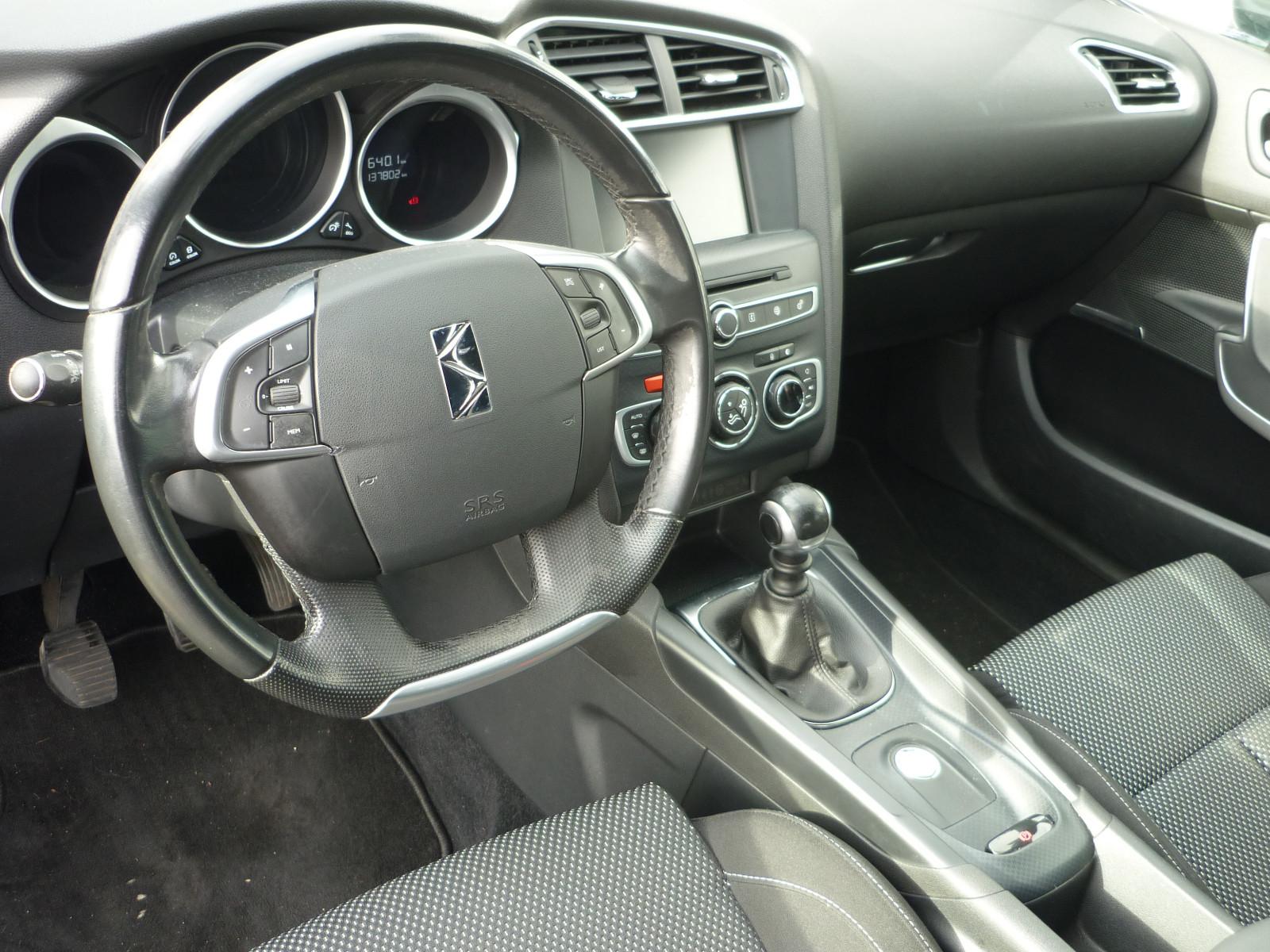 DS Automobiles DS4 DS 4 Navi Bi-Xenon Garantie...