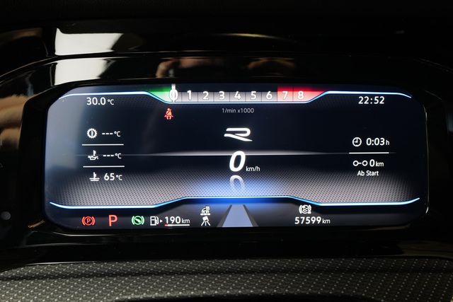Volkswagen Golf VIII R Performance Akrapovic Pano HKardon K