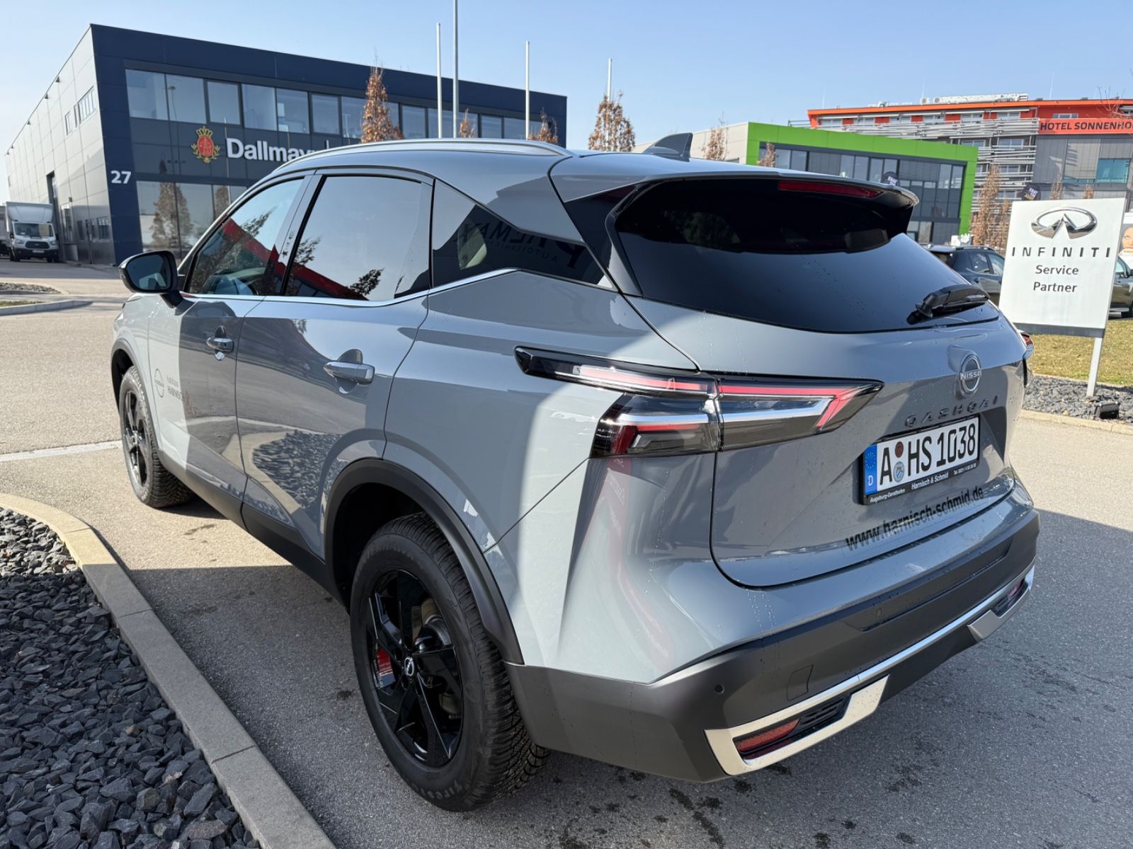 Fahrzeugabbildung Nissan Qashqai N-Connecta MHEV - Navi, 360°, Winter-P.