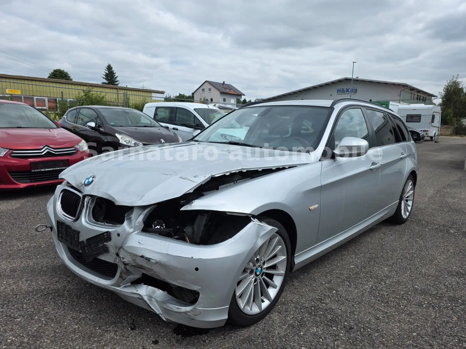 BMW 318, 2012
