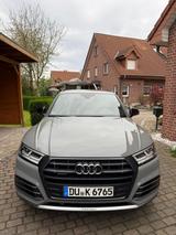 Audi Q5 40 TDI S Line Black Edition quattro sport - Audi Q5 in Duisburg