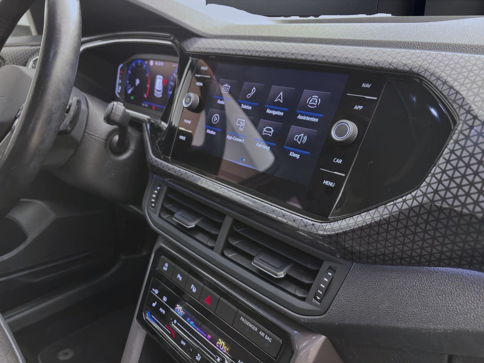 Volkswagen T-Cross - Bild 17