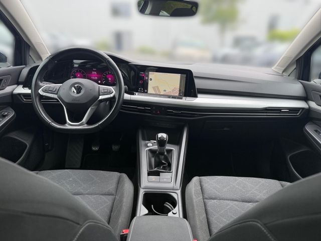 Golf 8 VIII Life 1.0 TSI El. Panodach Navi