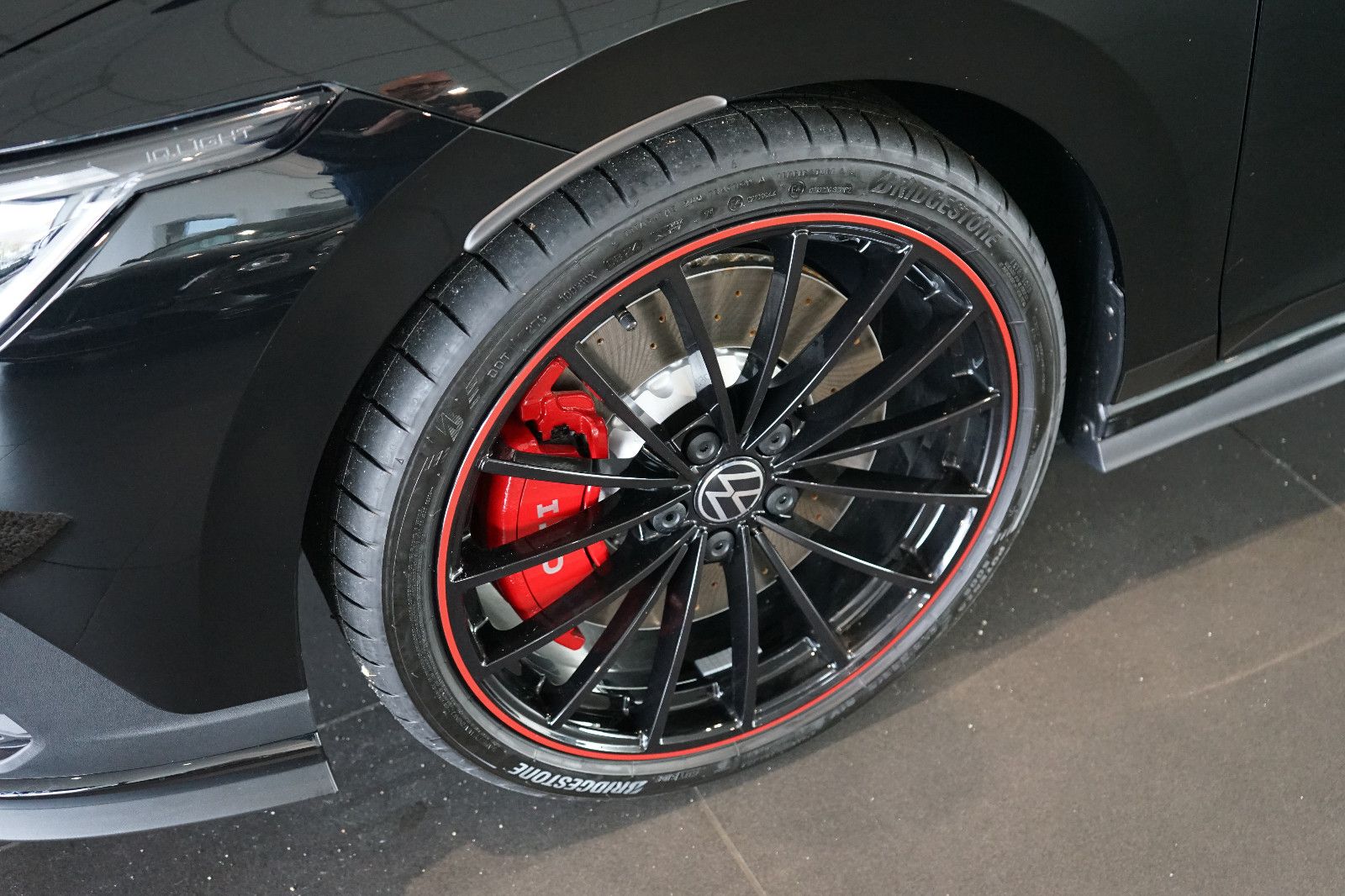Volkswagen Golf GTI Clubsport | Akrapovic | Pano | AHK foto 7