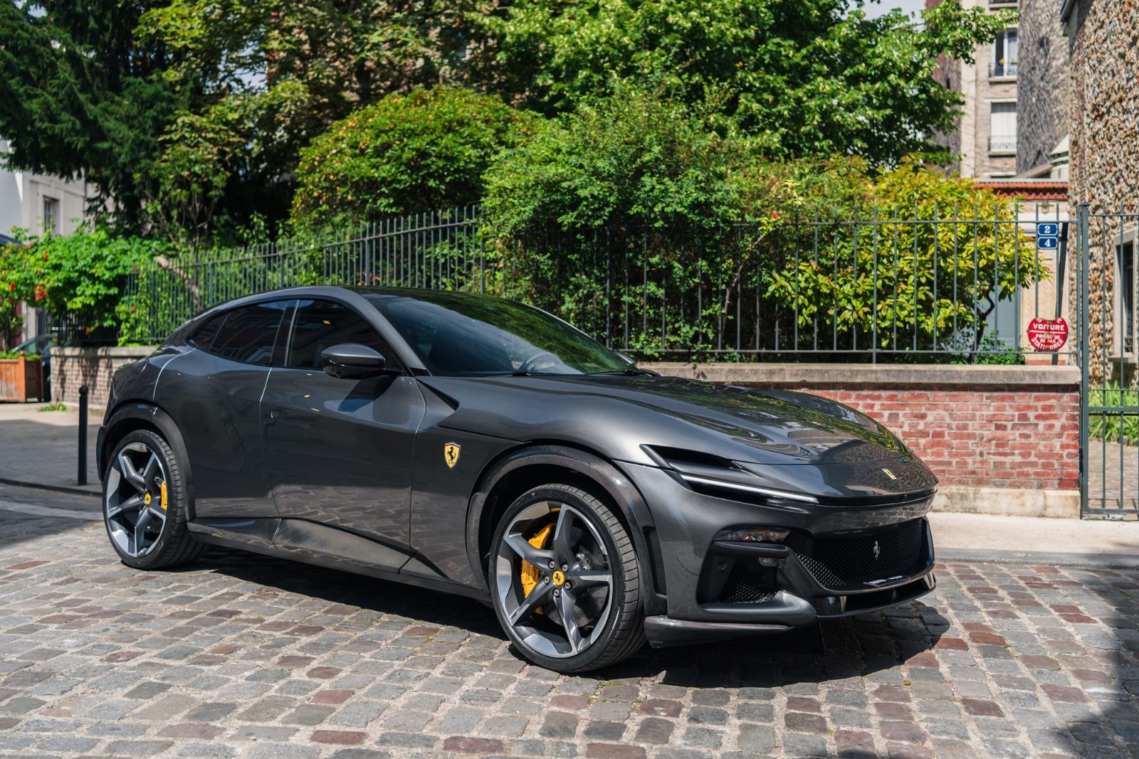 Ferrari Purosangue V12 DCT 4WD