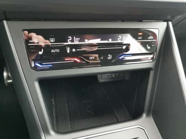 Taigo R-Line 1.5 TSI Navi CarPlay IQ-Drive Klima