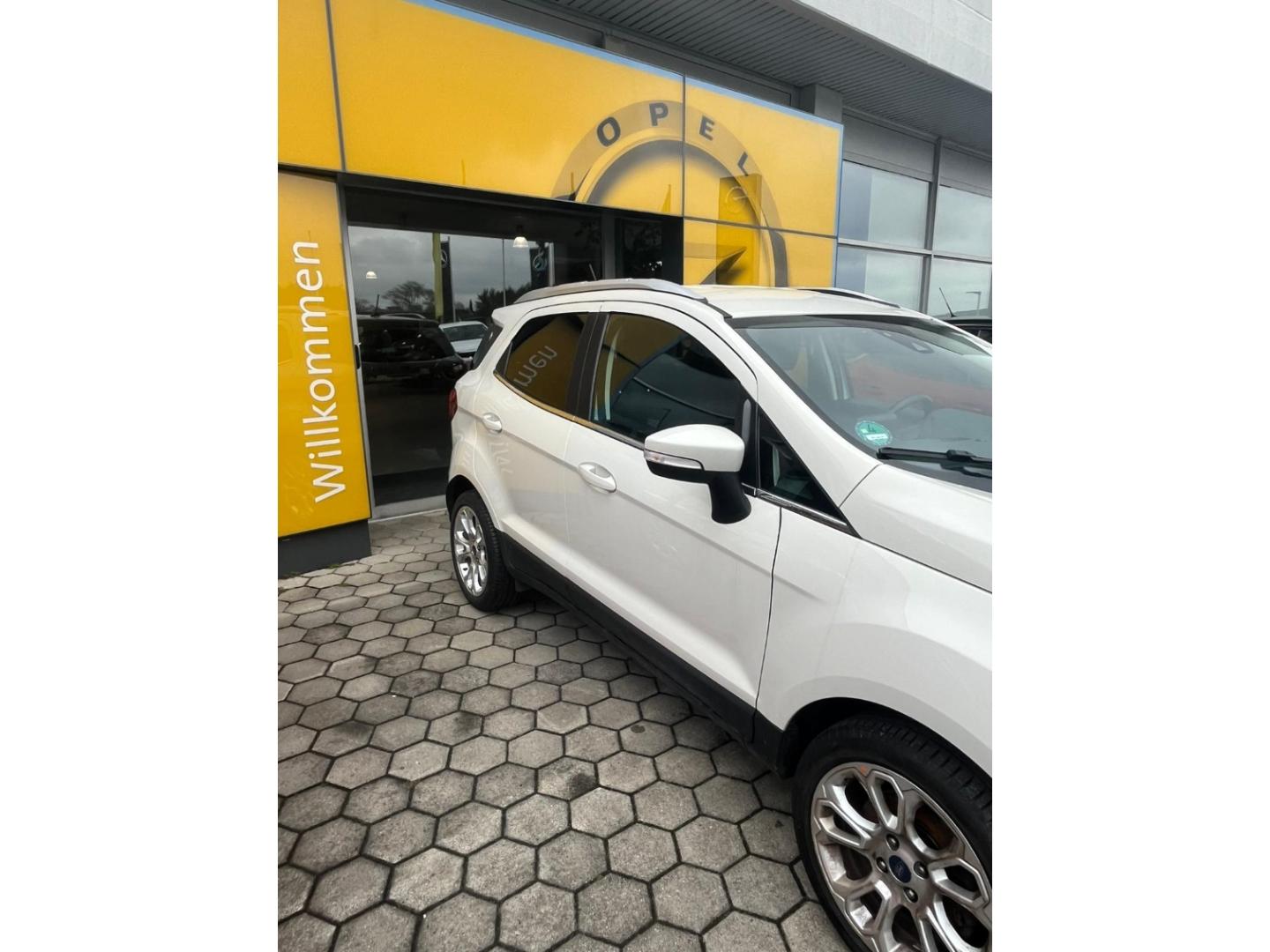 Ford EcoSport Titanium+Alufelgen+Klimaautomatik+Parks