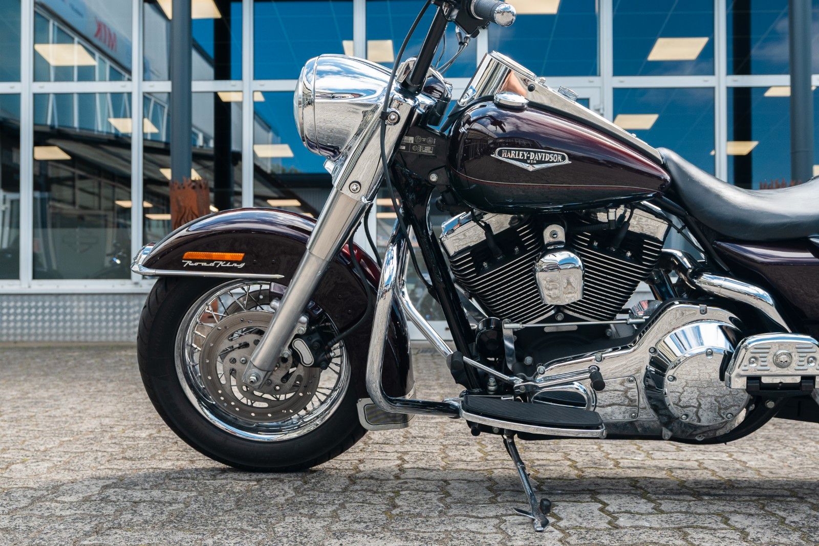 Fahrzeugabbildung Harley-Davidson FLHRC Road King Classic - Ape - Le Pera